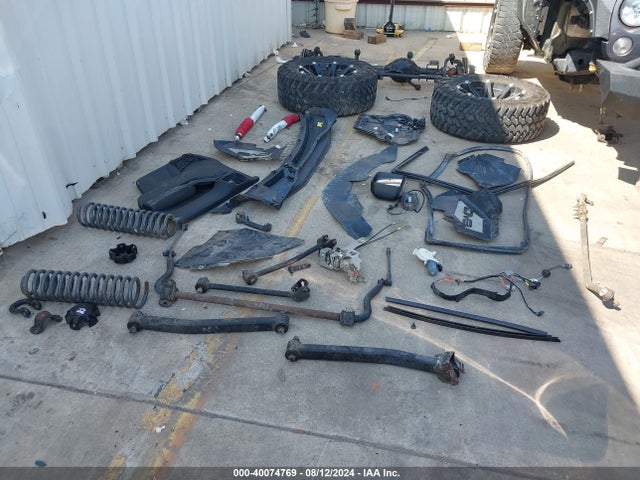 1C4AJWAG5HL582817 Jeep Wrangler Sport 4x4