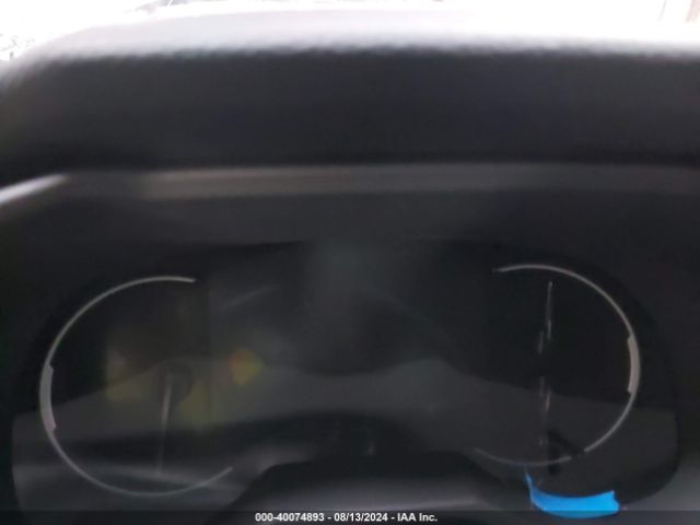 2T3A1RFV1RC447391 Toyota Rav4 Xle Premium