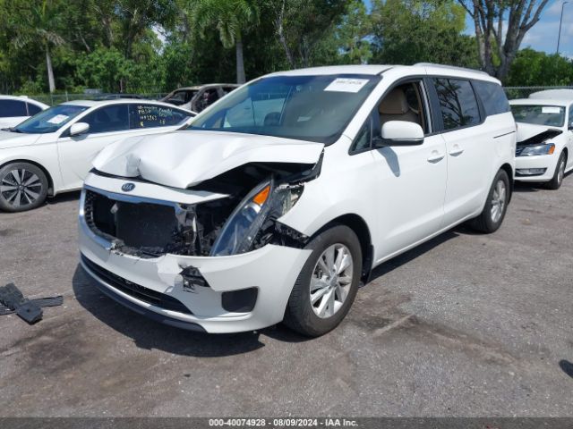 KNDMB5C14F6044487 KIA SEDONA LX