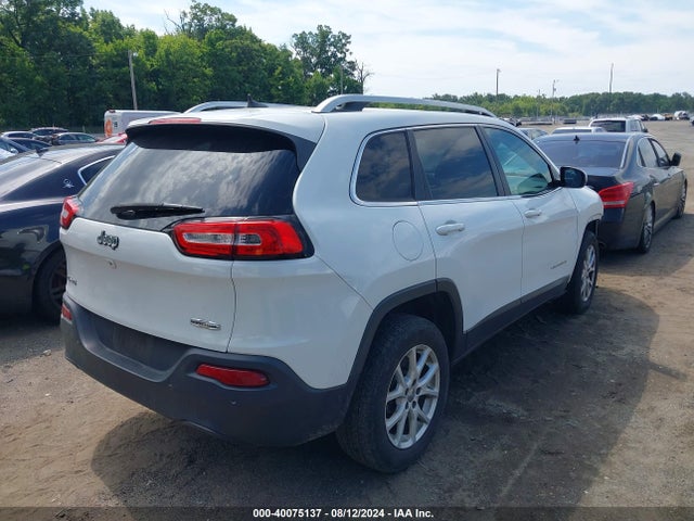 Jeep Cherokee Latitude 2016 1C4PJMCB3GW279158 Image 4