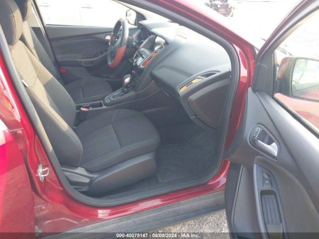 1FADP3M29HL322887 Ford FOCUS SEL