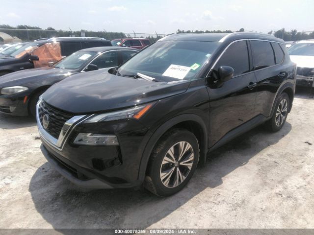 5N1AT3BA8MC747445 Nissan Rogue Sv Fwd