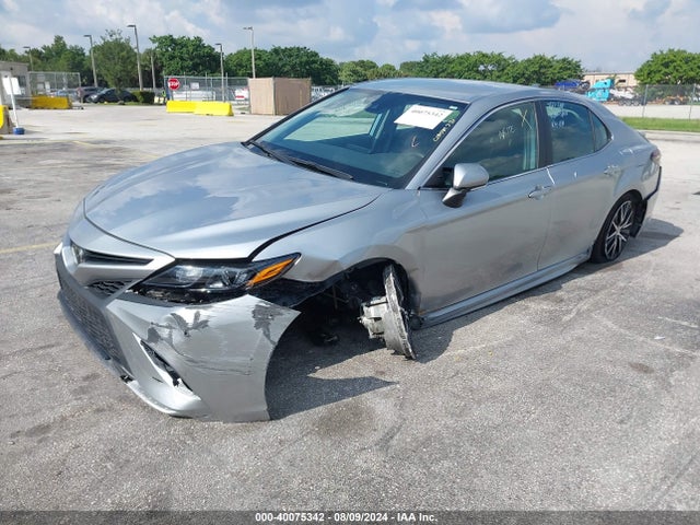 Toyota CAMRY SE 2022 4T1G11AK9NU716103 Image 2