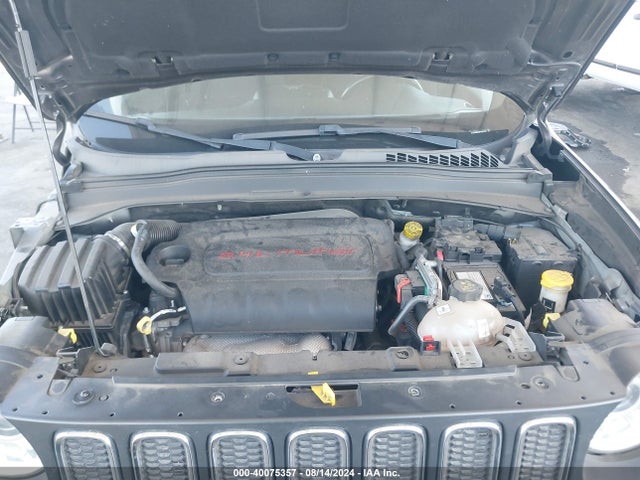 ZACCJABB2JPG90702 Jeep Renegade Latitude Fwd