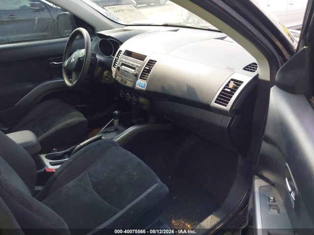 2010 MITSUBISHI OUTLANDER JA4AS2AW3AZ015659 Photo 4