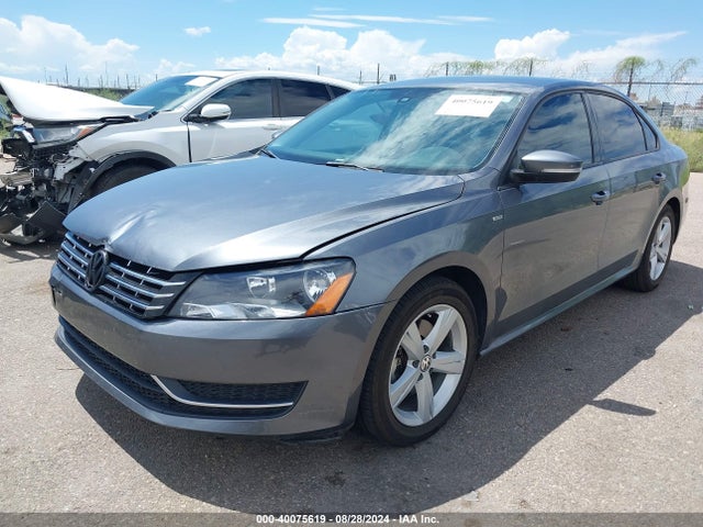 1VWAT7A37EC080669 Volkswagen Passat 1.8t Wolfsburg Edition