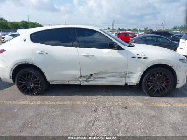 ZN661YUM0NX381509 Maserati Levante Modena