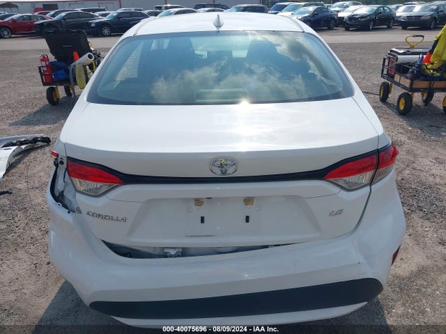 Toyota COROLLA LE 2022 5YFEPMAEXNP324783 Image 17