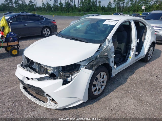 Toyota COROLLA LE 2022 5YFEPMAEXNP324783 Image 2