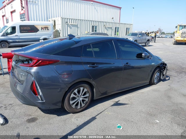 Toyota Prius Prime Limited 2020 JTDKARFP6L3158778 Image 4
