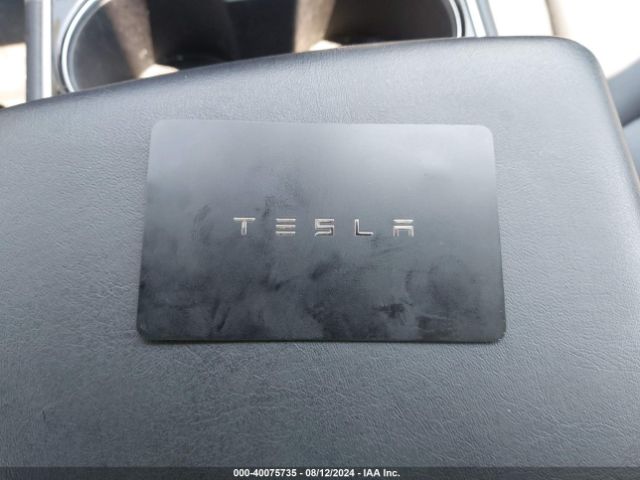 5YJ3E1EB7JF132447 Tesla Model 3 Long Range/performance
