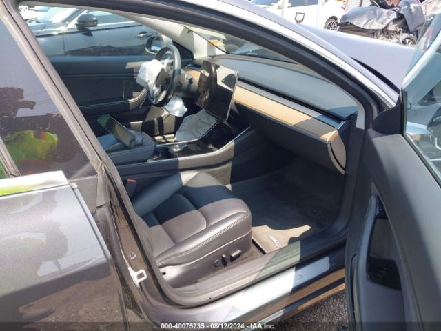 5YJ3E1EB7JF132447 Tesla Model 3 Long Range/performance