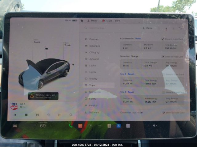 5YJ3E1EB7JF132447 Tesla Model 3 Long Range/performance