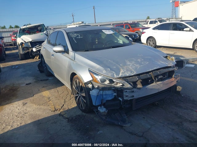 2019 1N4BL4FV1KC100870 main image