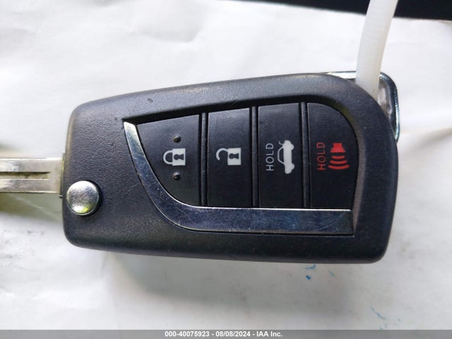 Toyota CAMRY SE 2018 4T1B11HK2JU604592 Image 11