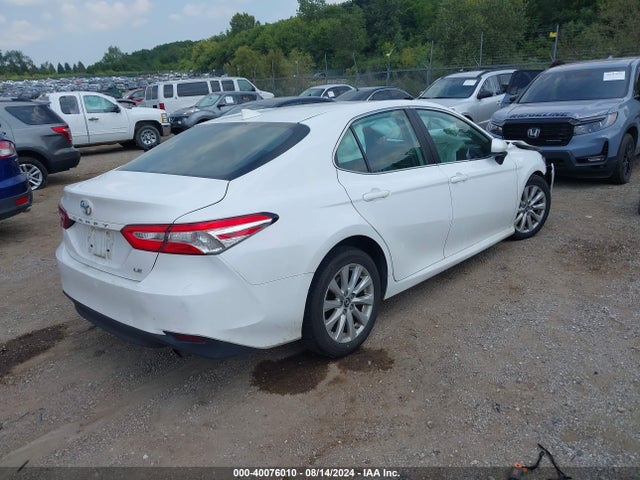 Toyota CAMRY LE 2019 4T1B11HK7KU756210 Image 4