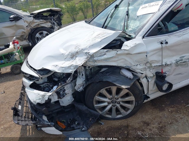 Toyota CAMRY LE 2019 4T1B11HK7KU756210 Image 6