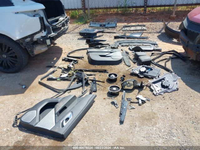 SALYB2RX2JA768883 Land Rover Range Rover Velar P250 S