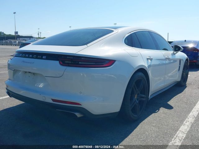 2017 PORSCHE PANAMERA WP0AA2A77HL100423 Photo 3