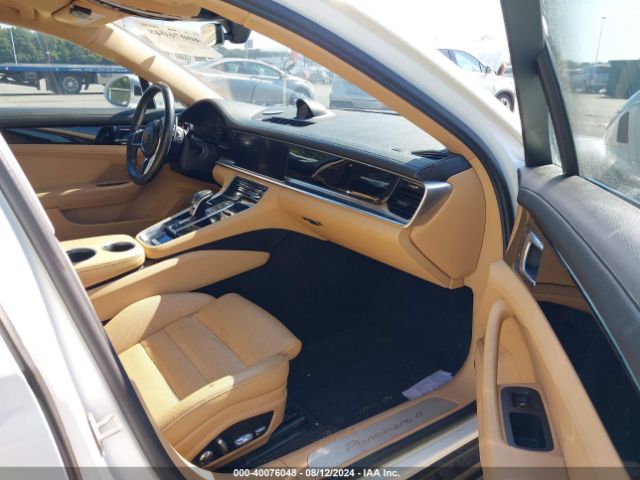 2017 PORSCHE PANAMERA WP0AA2A77HL100423 Photo 4