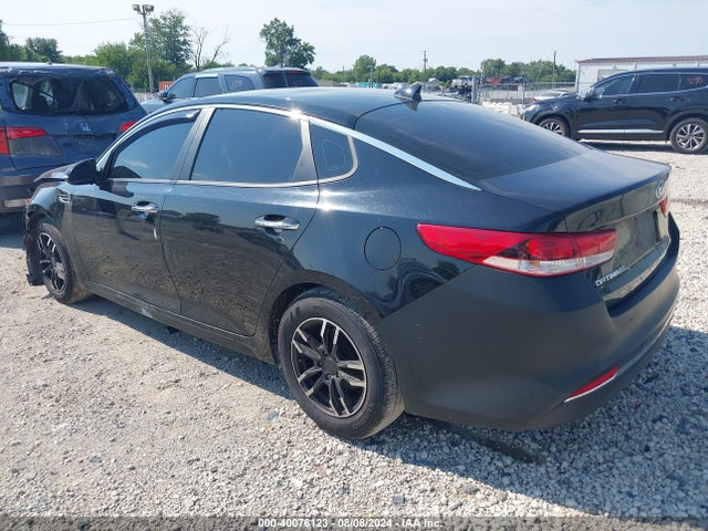 KIA Optima Lx 2018 5XXGT4L32JG180388 Image 3