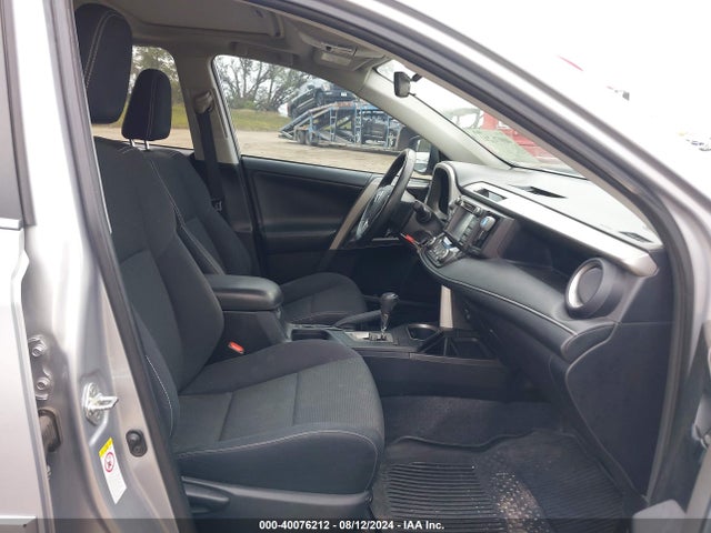 Toyota Rav4 Xle 2017 2T3RFREV2HW548099 Image 5