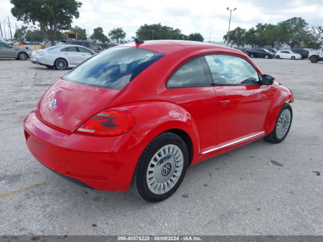 3VWJ17ATXEM658333 Volkswagen Beetle 1.8t