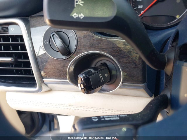 2010 PORSCHE PANAMERA WP0AC2A77AL090184 Photo 10