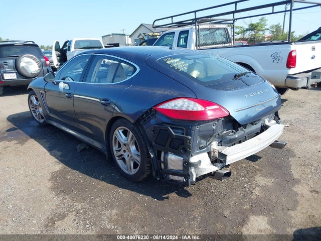 2010 PORSCHE PANAMERA WP0AC2A77AL090184 Photo 2