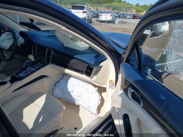 2010 PORSCHE PANAMERA WP0AC2A77AL090184 Photo 4