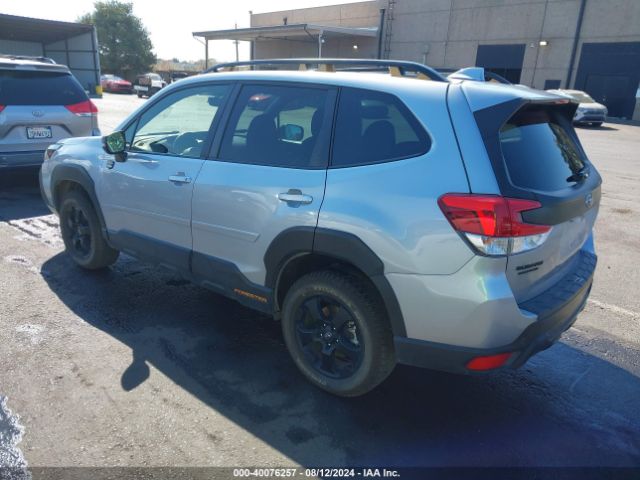 JF2SKAMC8NH444962 Subaru Forester Wilderness