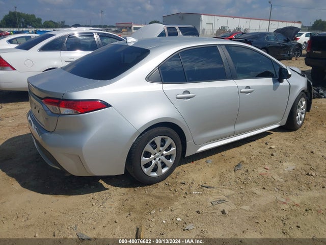 Toyota COROLLA LE 2020 5YFEPRAEXLP145699 Image 4