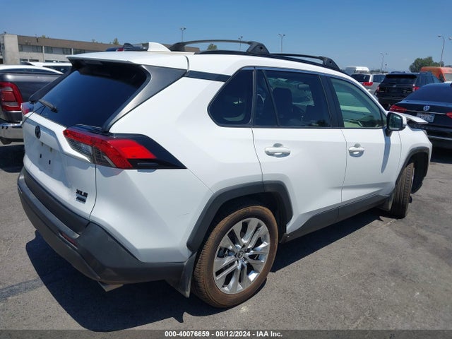 Toyota Rav4 Xle Premium 2020 JTMA1RFV4LD060000 Image 4