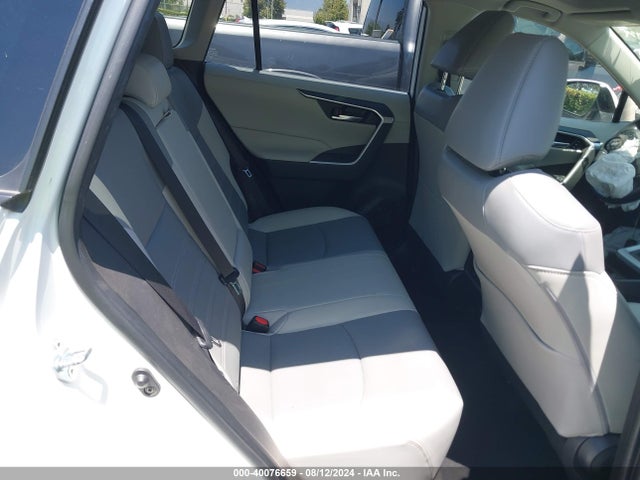 Toyota Rav4 Xle Premium 2020 JTMA1RFV4LD060000 Image 8