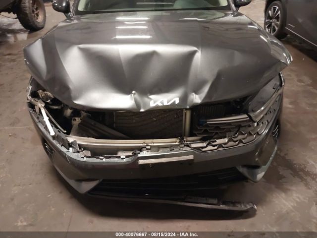 5XXG14J27NG105904 KIA K5 LXS