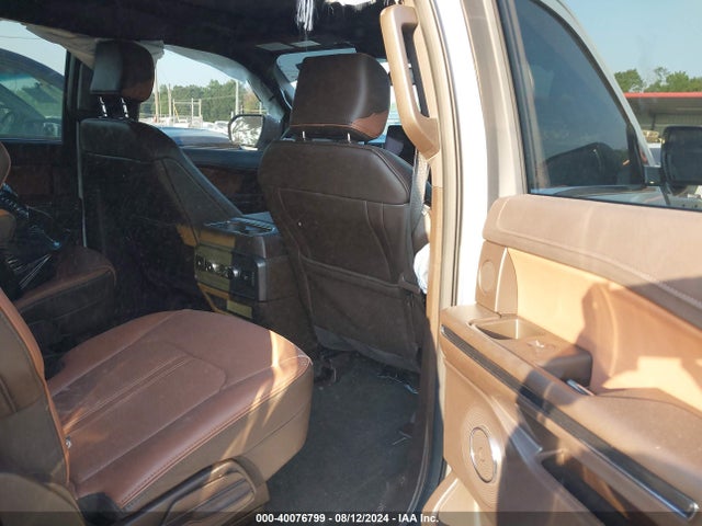 Ford Expedition King Ranch 2024 1FMJU1P8XREA33237 Image 8