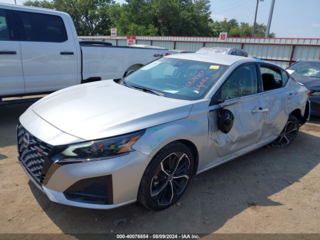 1N4BL4CV8RN392231 Nissan Altima Sr Fwd