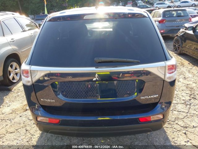 JA4AD2A39EZ010973 Mitsubishi Outlander Es