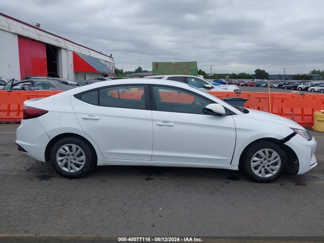 Hyundai ELANTRA SE 2019 5NPD74LF7KH440453 Image 13