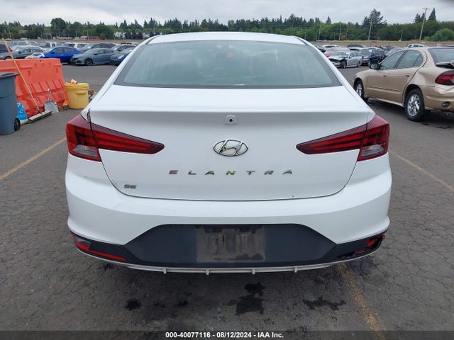 Hyundai ELANTRA SE 2019 5NPD74LF7KH440453 Image 16