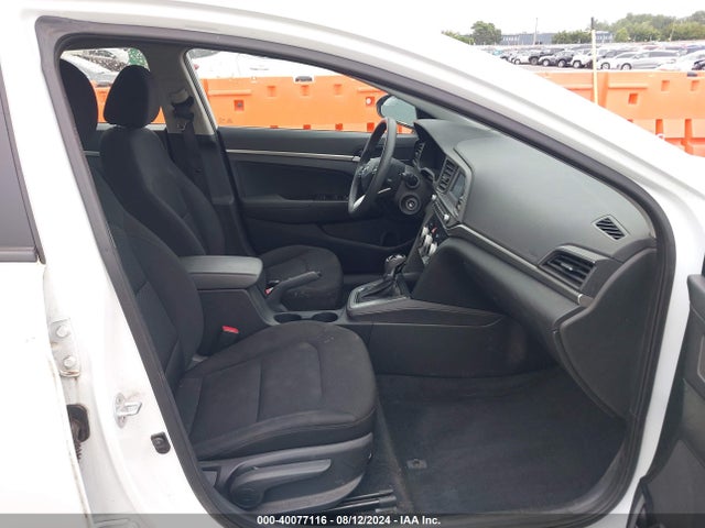Hyundai ELANTRA SE 2019 5NPD74LF7KH440453 Image 5