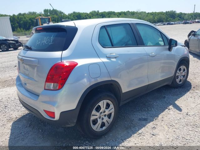 KL7CJKSB6HB144461 Chevrolet TRAX LS