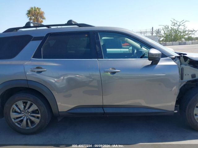 5N1DR3BA4NC257954 Nissan Pathfinder Sv 2wd