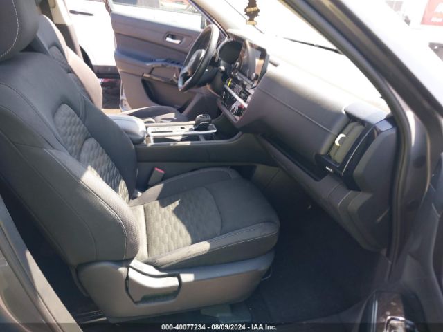 5N1DR3BA4NC257954 Nissan Pathfinder Sv 2wd
