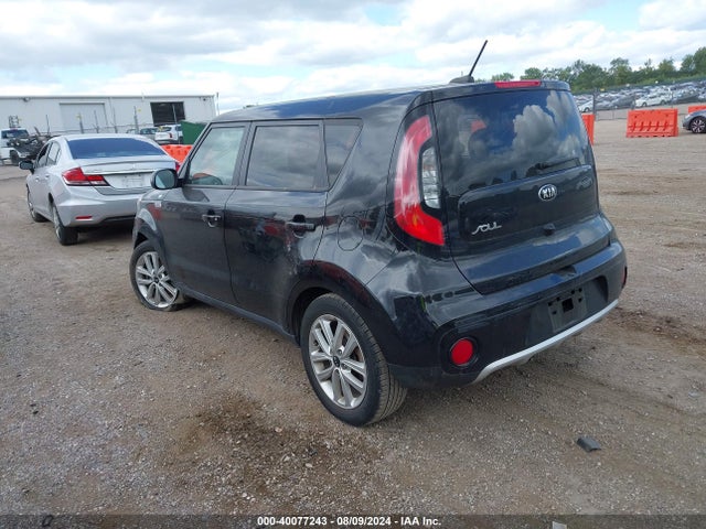 KIA SOUL + 2018 KNDJP3A57J7590346 Image 3