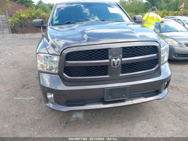 1C6RR7FT7HS711452 RAM 1500 Express Quad Cab 4x4 6'4 Box