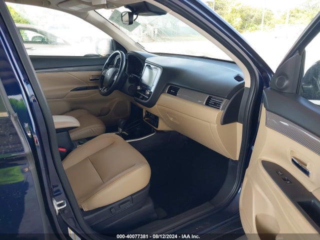 2020 MITSUBISHI OUTLANDER JA4AD3A39LZ041465 Photo 4