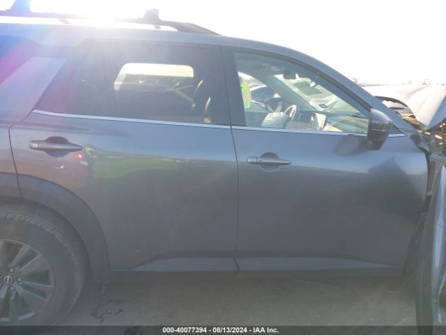 5N1DR3BA7NC237617 Nissan Pathfinder Sv 2wd