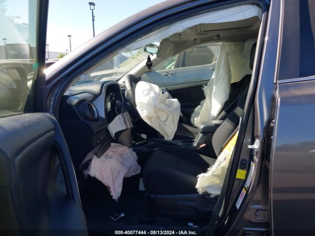 JTMWFREV0JJ731847 Toyota Rav4 Xle