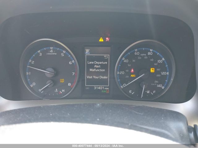 JTMWFREV0JJ731847 Toyota Rav4 Xle
